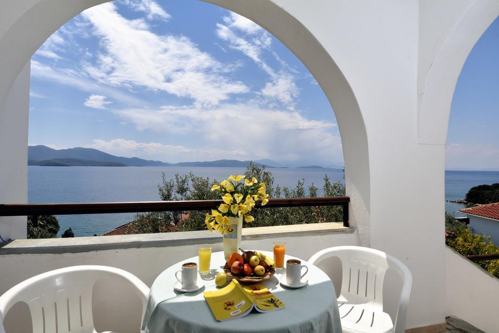 Diplomats' Holidays Chorto Exterior foto